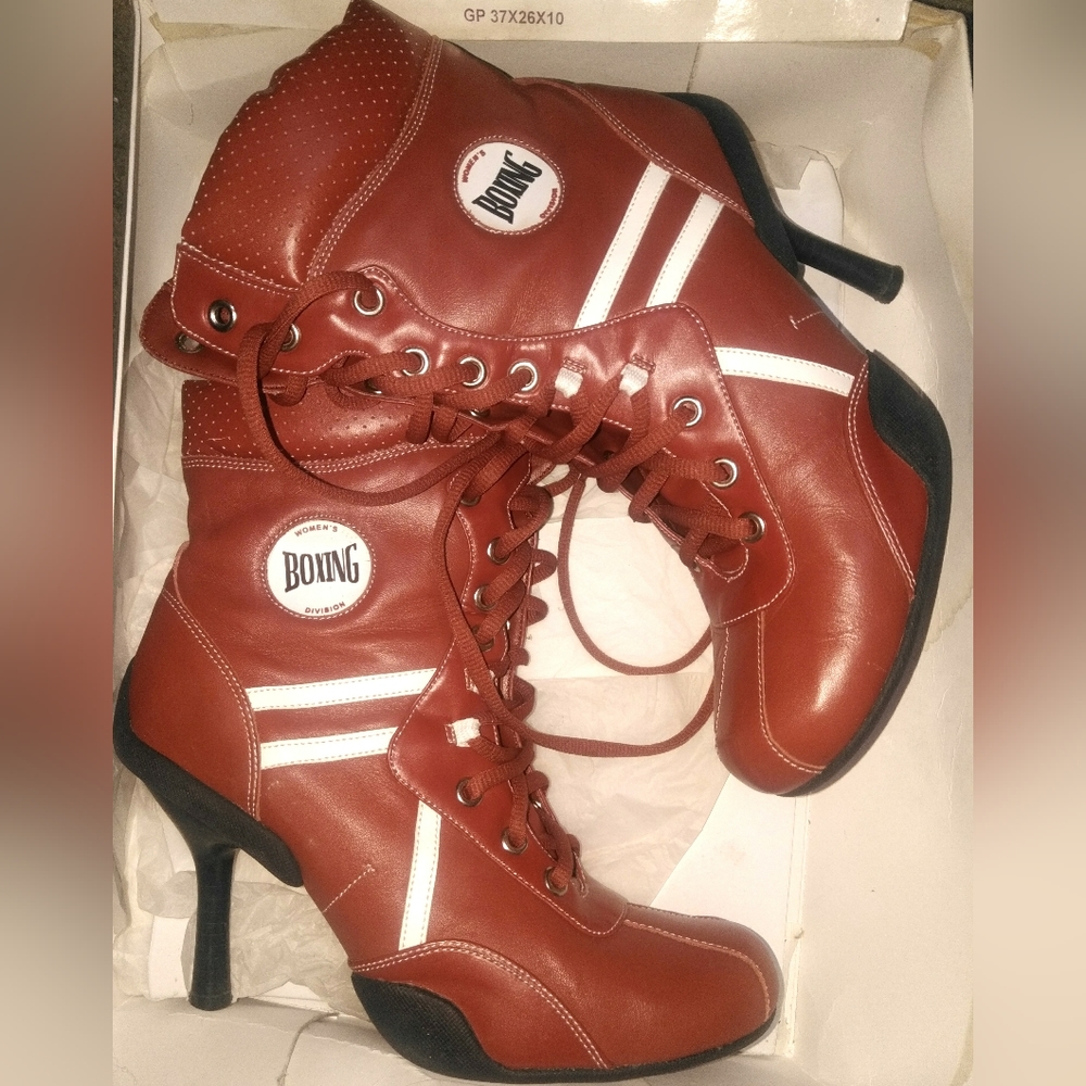Baker's Red "Boxing" Boot Heels Size 7-1/2